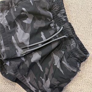 Athleta Youth Girls & Gray Camo Training Shorts